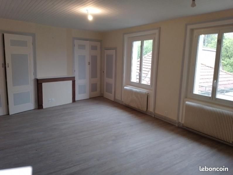 Appartement à louer, 98m², Le Chambon-Feugerolles