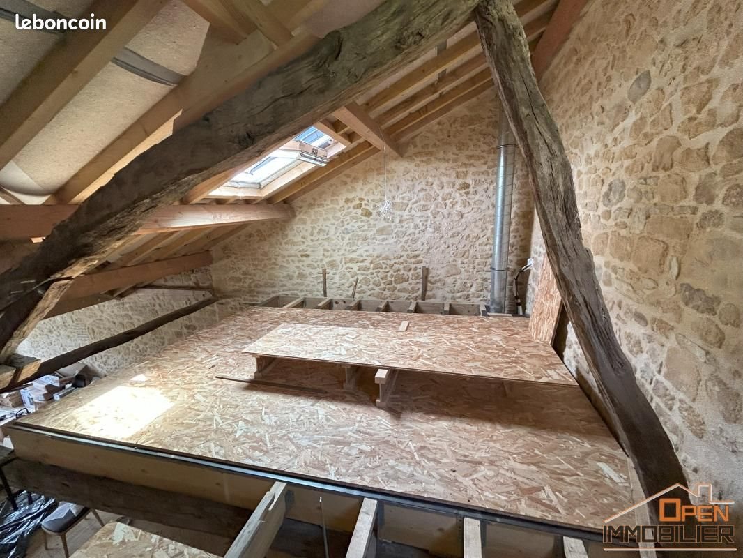 Maison à vendre, 180m², Gourdon