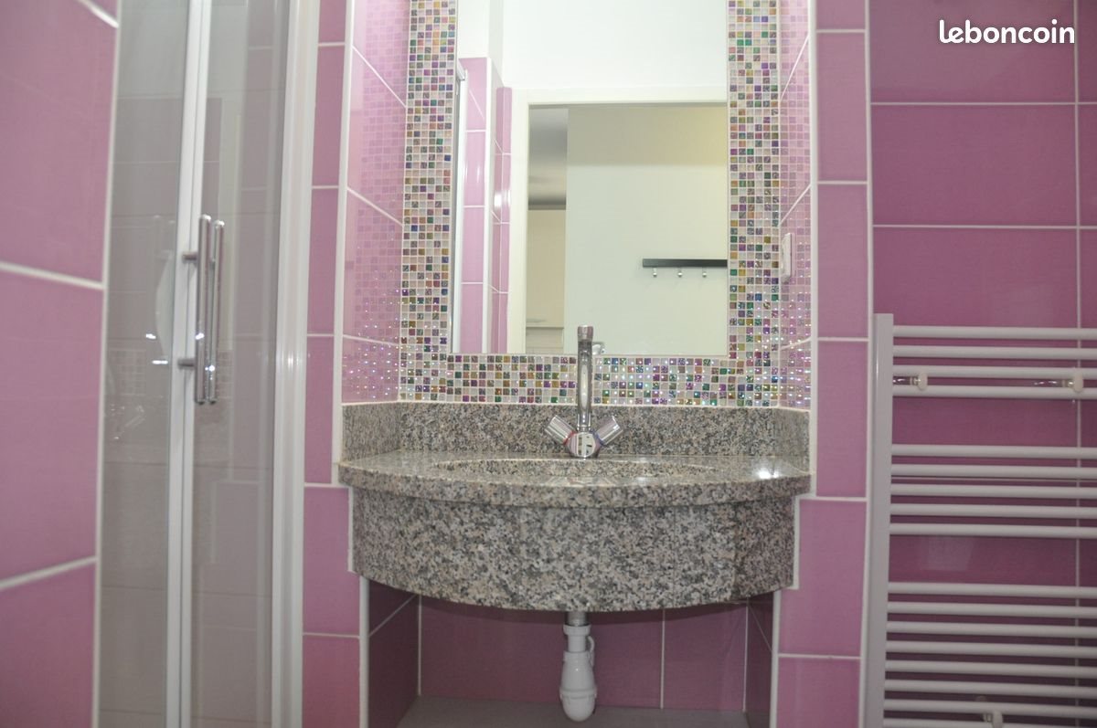 Appartement à louer, 26m², Marseille 8ème