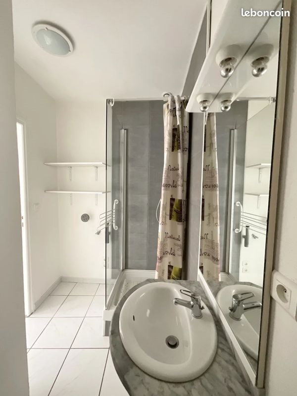 Appartement à louer, 30m², Réalmont