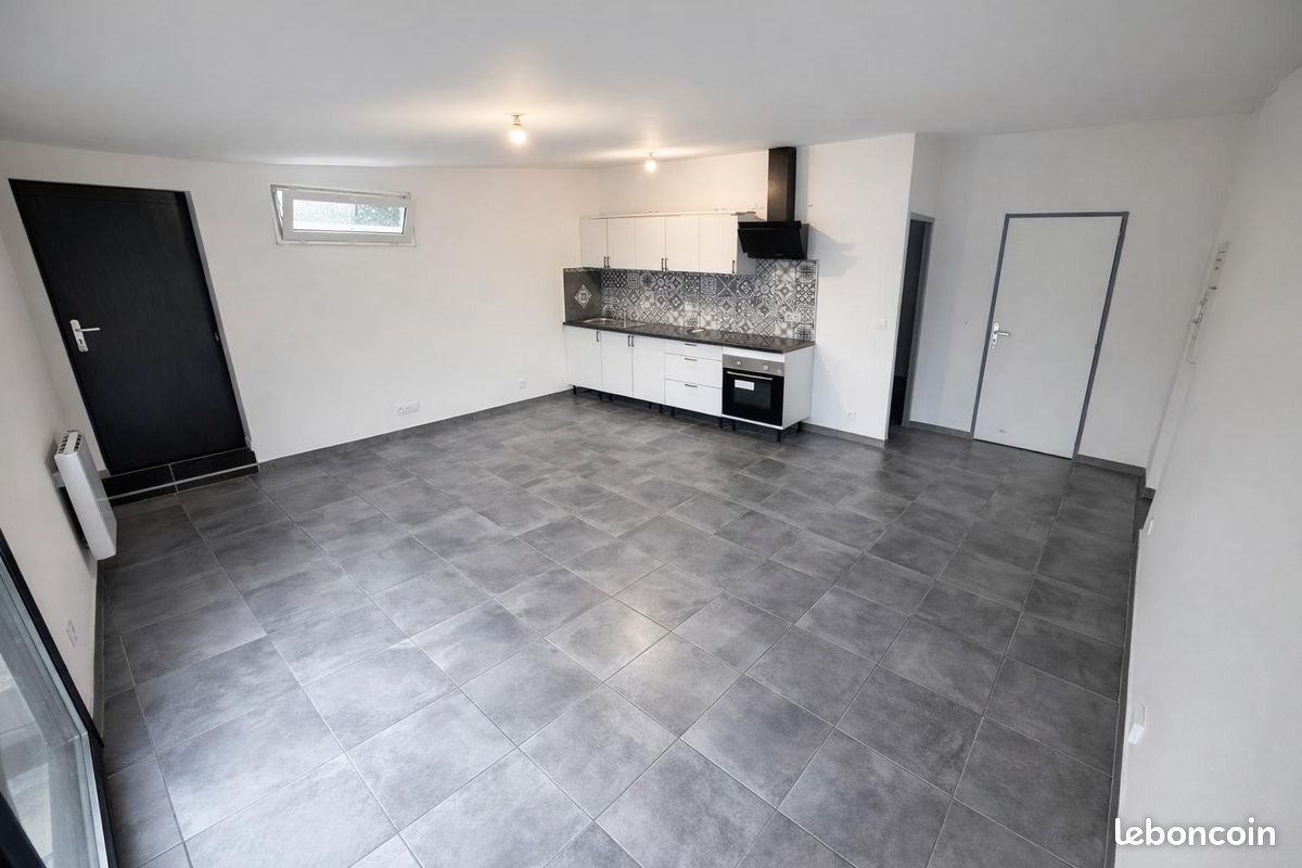 Appartement à louer, 40m², Nîmes