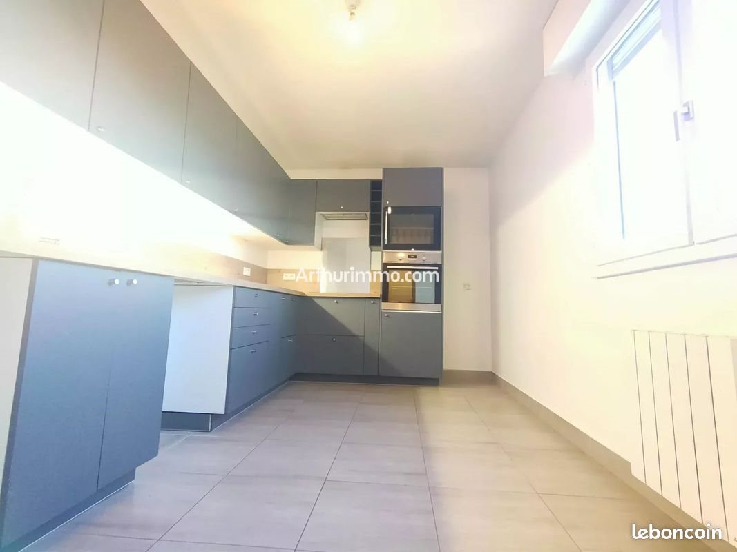 Appartement à louer, 106m², Sucy-en-Brie