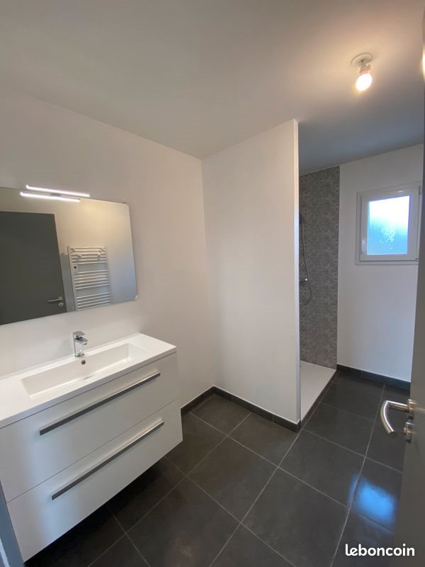 Maison à louer, 81m², Sainte-Néomaye