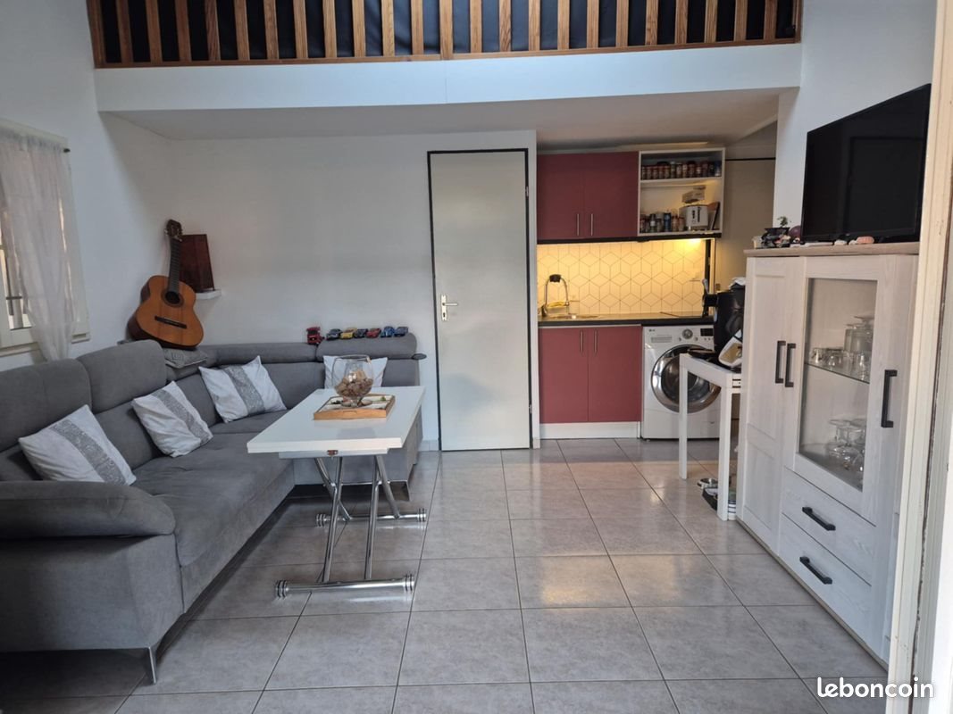 Appartement à louer, 40m², Vendres