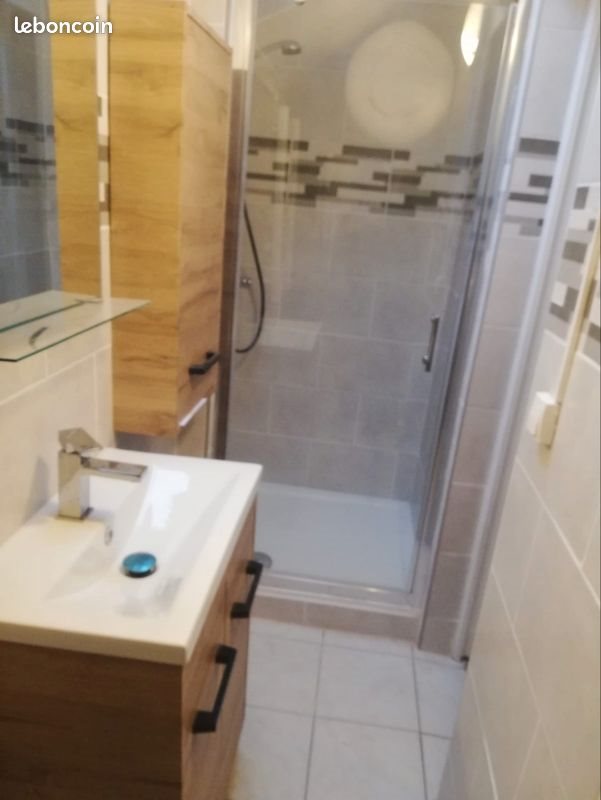 Maison à louer, 70m², Nîmes