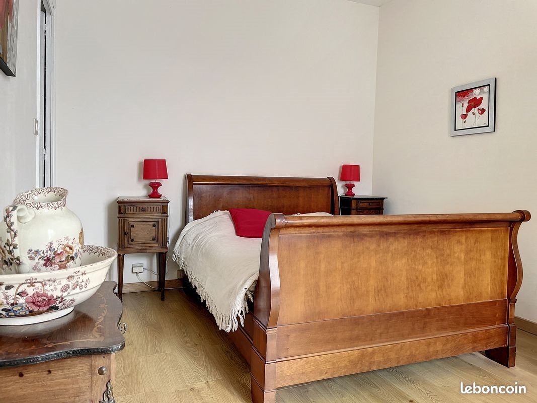 Maison à vendre, 250m², Eyrans