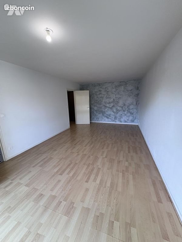 Appartement à louer, 51m², Loos