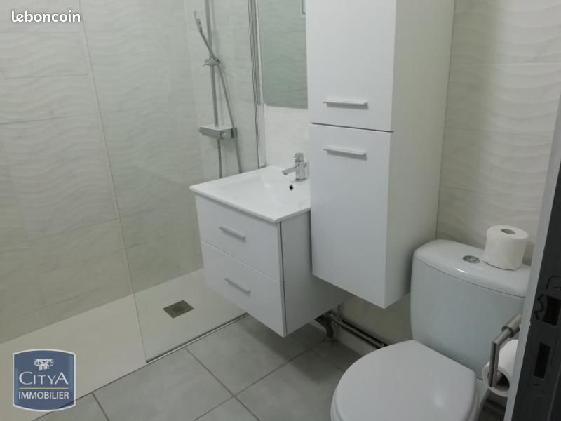 Appartement à louer, 18m², Marignane