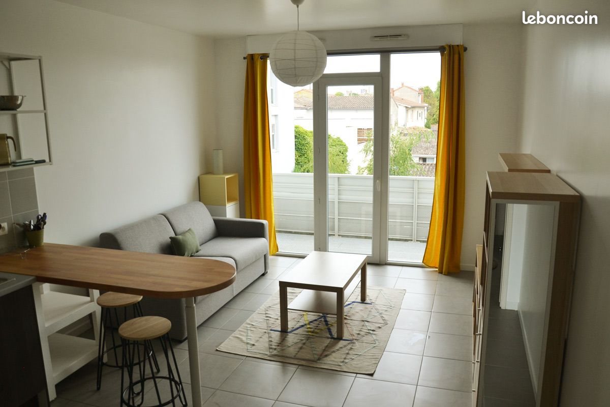 Appartement à louer, 28m², Bègles