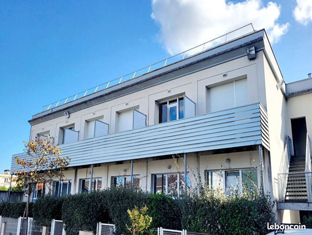 Appartement à louer, 28m², Bègles