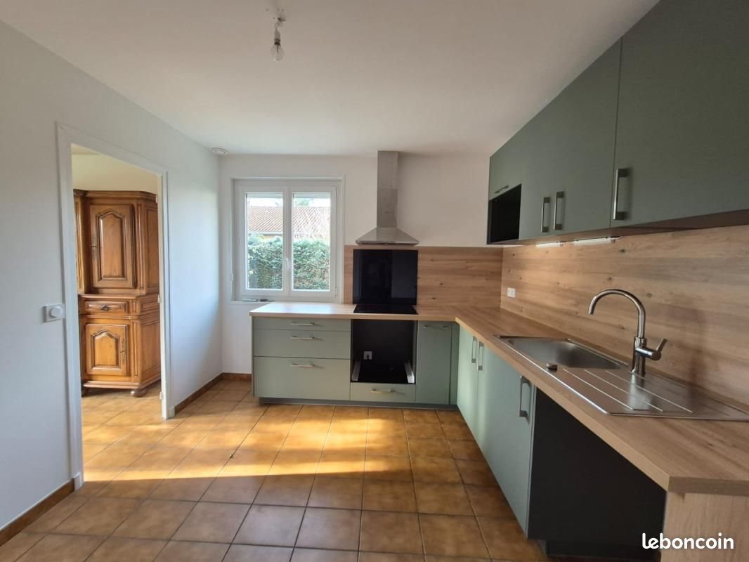 Maison à louer, 86m², Veauche