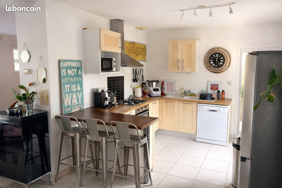 Maison à louer, 121m², Creuzier-le-Vieux