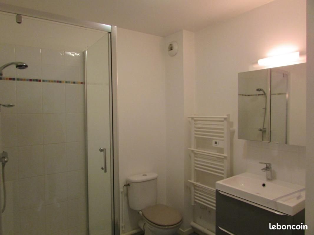 Appartement à louer, 23m², Ploumagoar