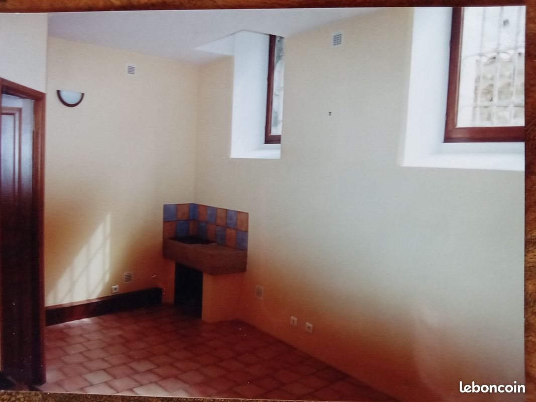 Appartement à louer, 47m², Pélissanne
