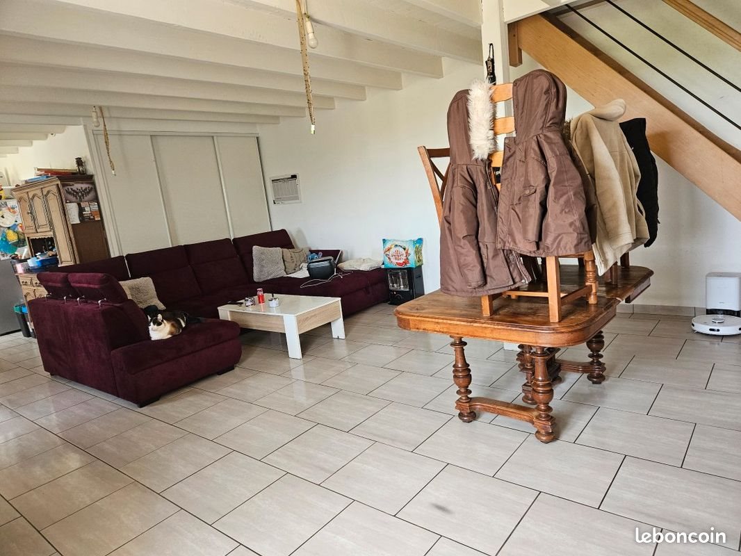 Maison à louer, 108m², Neuville-de-Poitou