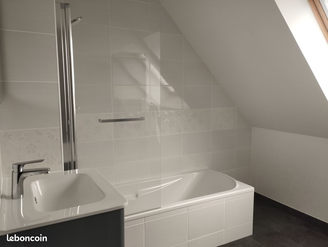 Maison à louer, 77m², Telgruc-sur-Mer