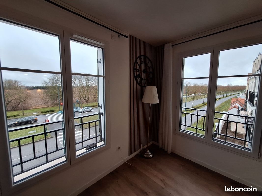Appartement à louer, 45m², Serris
