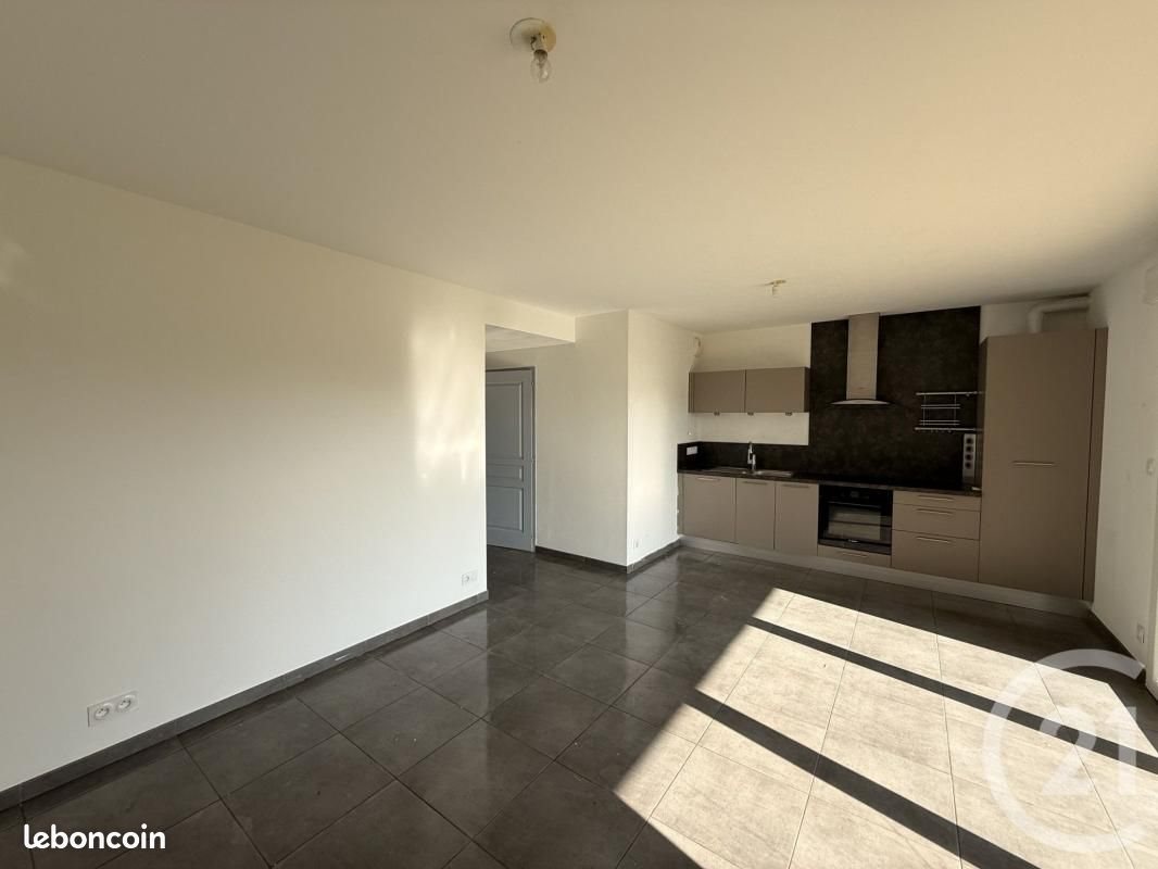 Appartement à louer, 60m², Thise