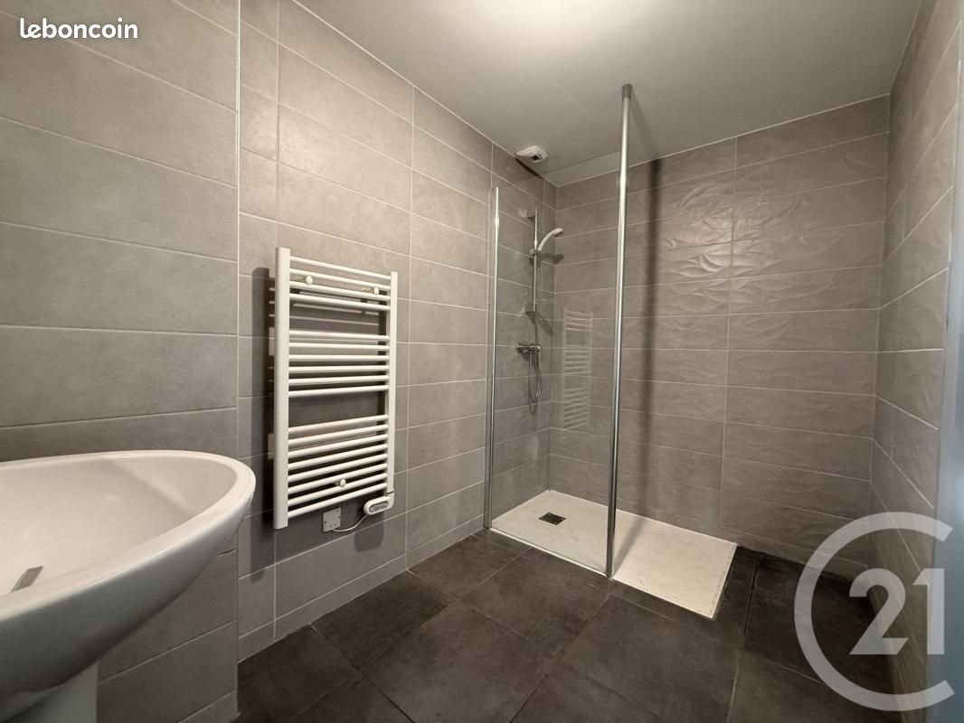 Appartement à louer, 60m², Thise