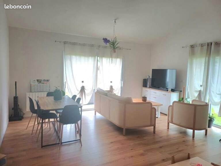 Maison à louer, 90m², Loudéac