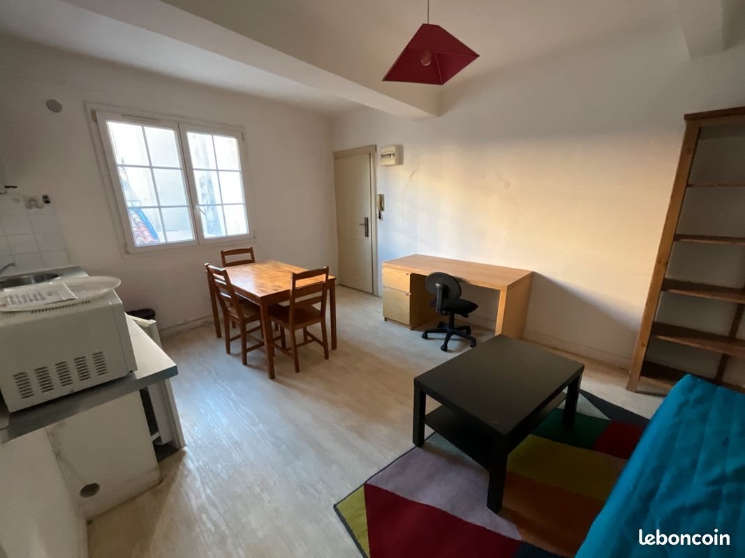 Appartement à louer, 32m², Aix-en-Provence