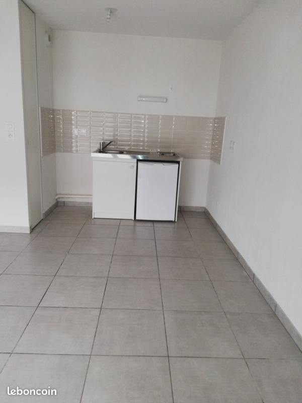 Appartement à louer, 41m², Gratentour