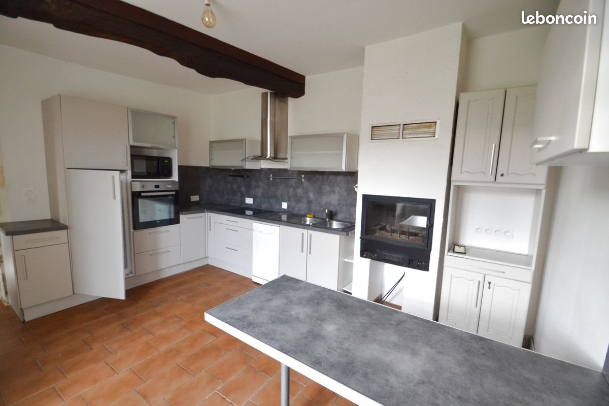 Maison à louer, 165m², Charmes