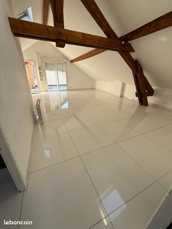 Appartement à louer, 80m², Bonne