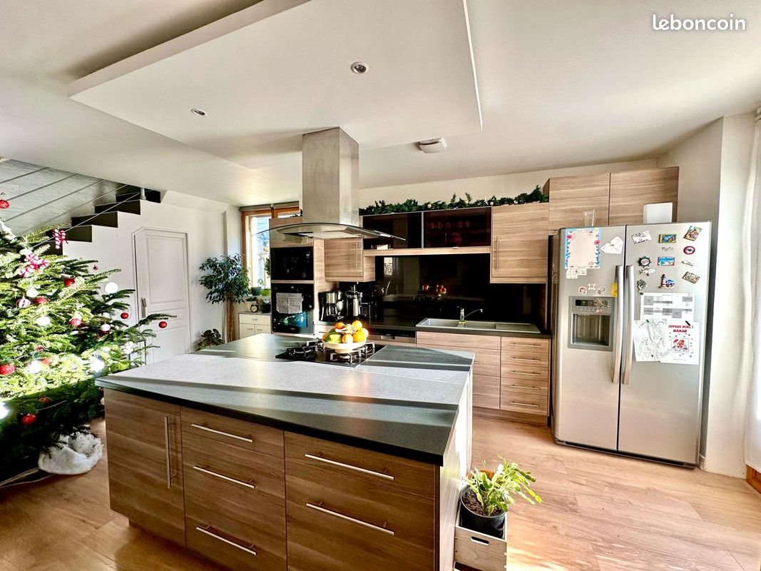 Maison à vendre, 140m², Leudeville