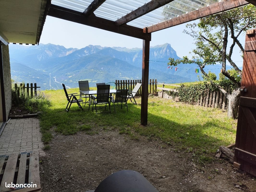 Appartement à louer, 64m², Puy-Sanières