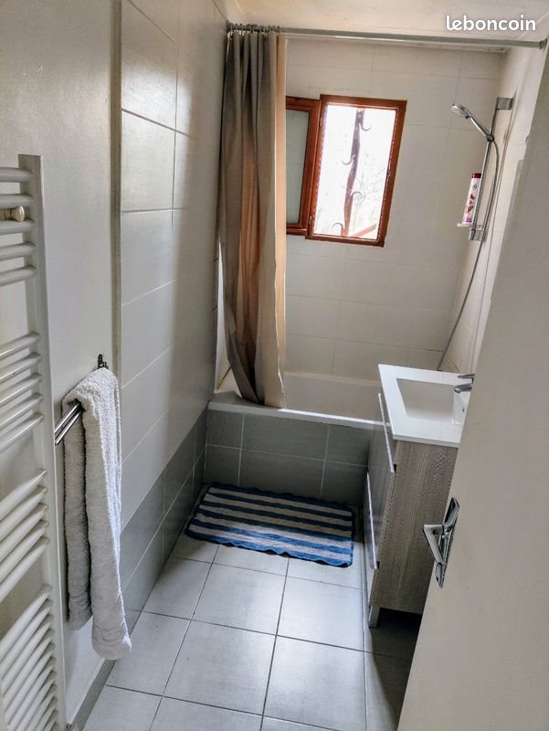 Appartement à louer, 64m², Puy-Sanières