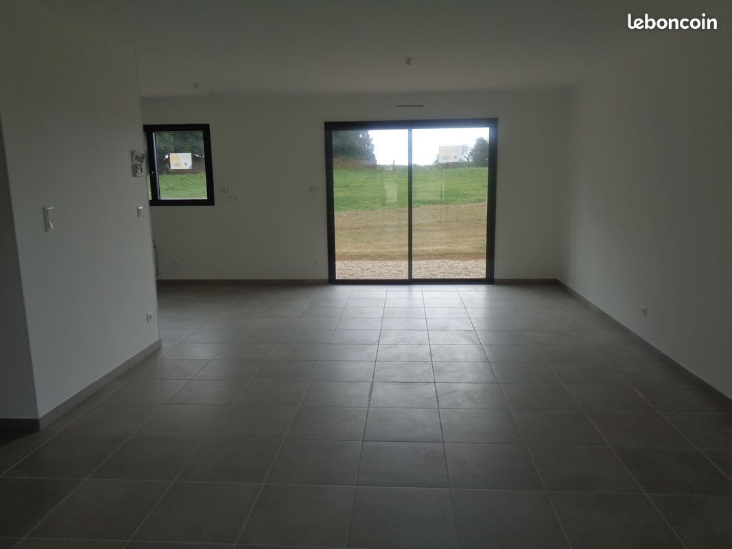 Maison à louer, 110m², Mesnil-Raoul