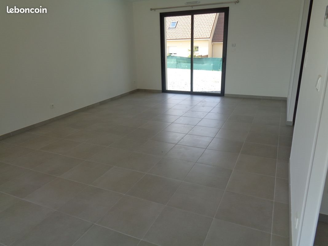 Maison à louer, 110m², Mesnil-Raoul