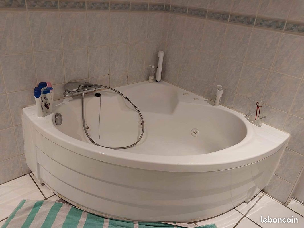 Appartement à louer, 79m², Saint-Claude