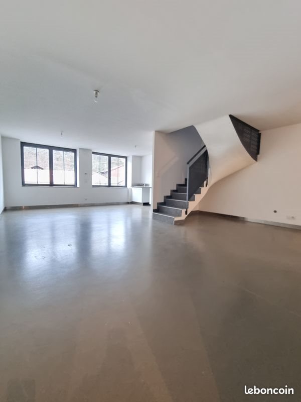 Appartement à louer, 122m², Rive-de-Gier