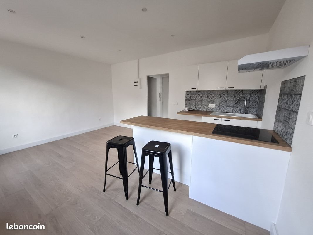 Appartement à vendre, 25m², Roquevaire