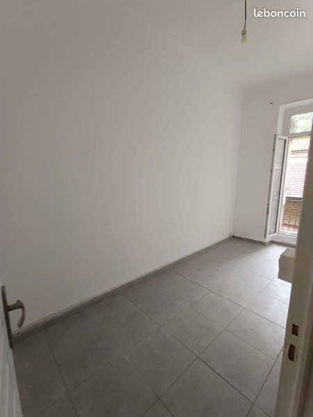 Appartement à louer, 65m², Marseille 3ème
