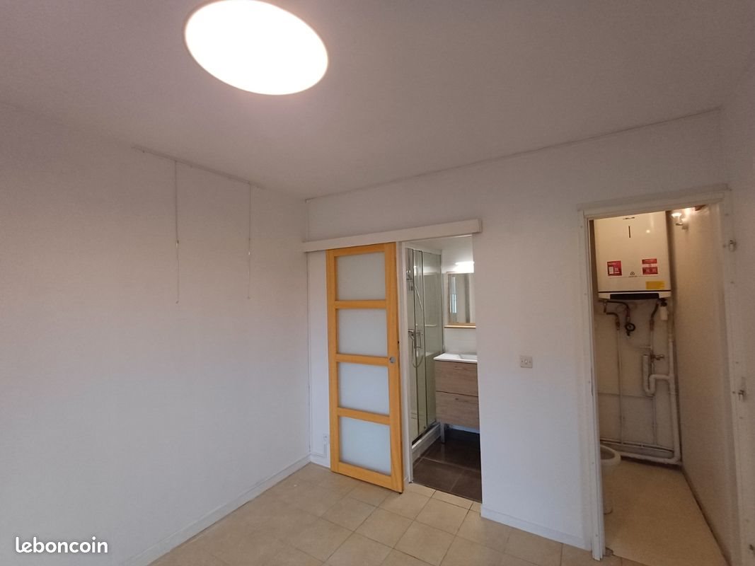 Appartement à louer, 2m², Bordeaux