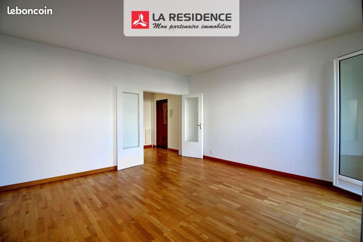 Appartement à louer, 80m², Chambourcy