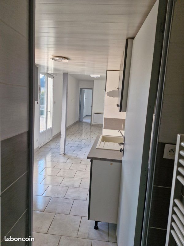Maison à louer, 35m², Pont-Sainte-Marie
