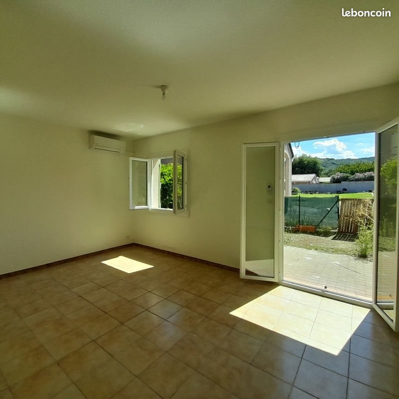 Appartement à louer, 66m², Saint-Félix-de-Rieutord