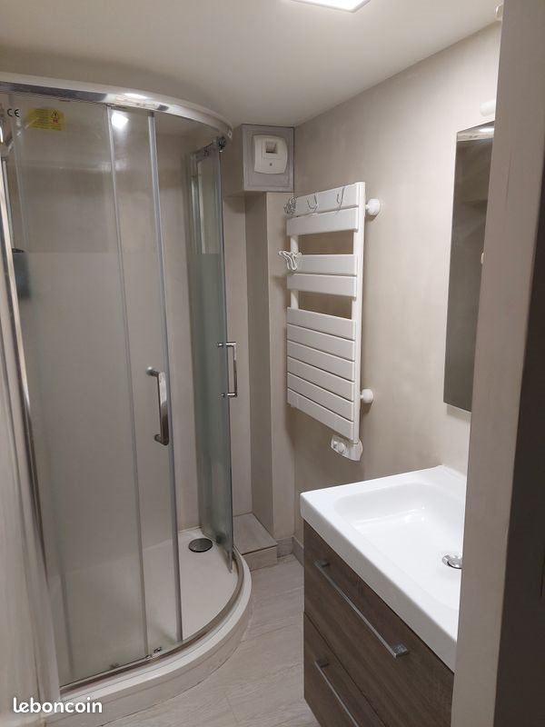 Appartement à louer, 38m², Nîmes