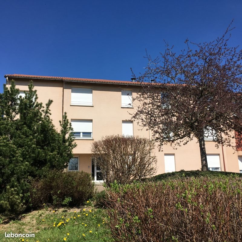 Appartement à louer, 40m², Cremeaux