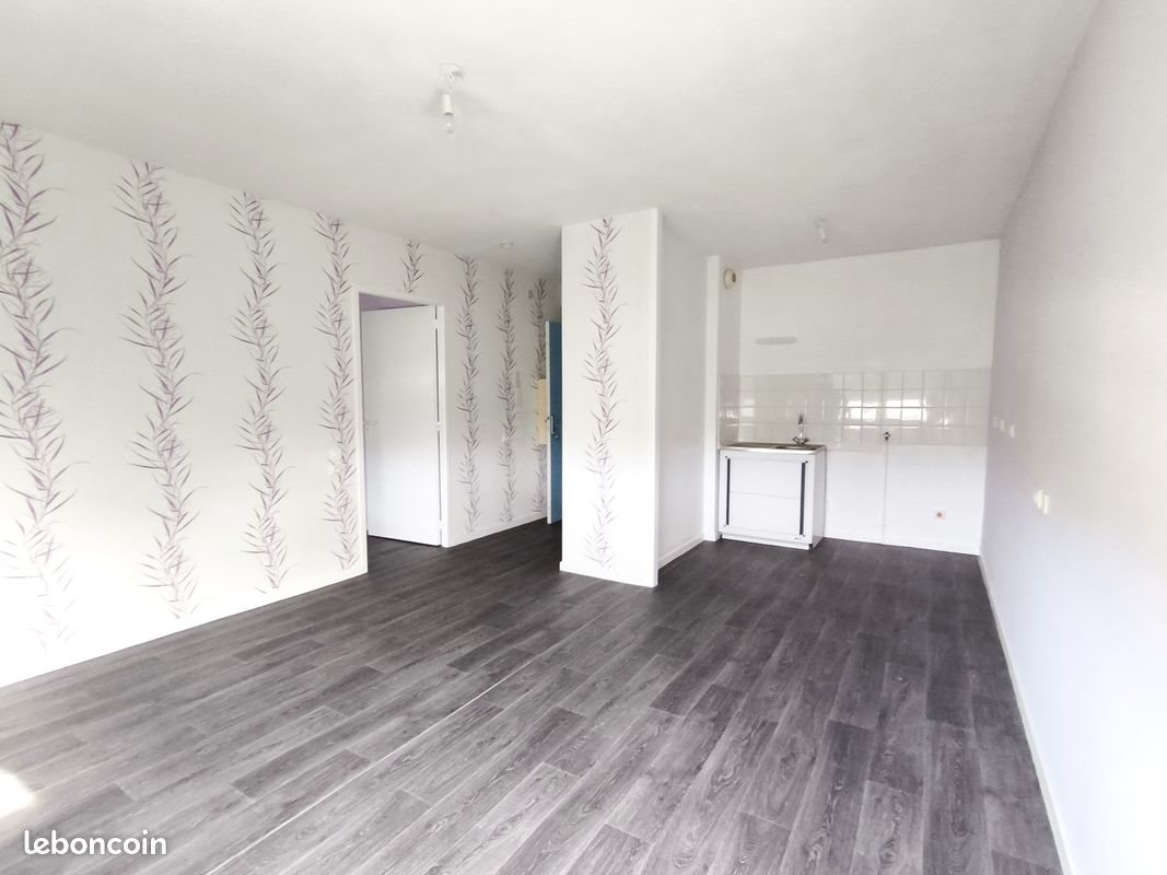Appartement à louer, 40m², Cremeaux