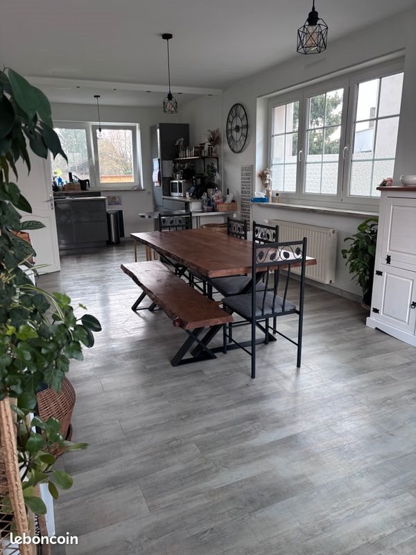 Maison à louer, 110m², Freistroff