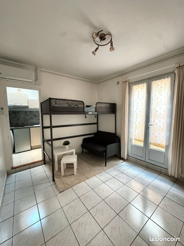 Appartement à louer, 16m², Reims