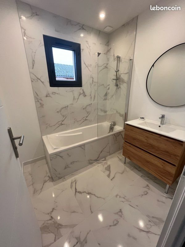 Maison à louer, 110m², Sainte-Euphémie