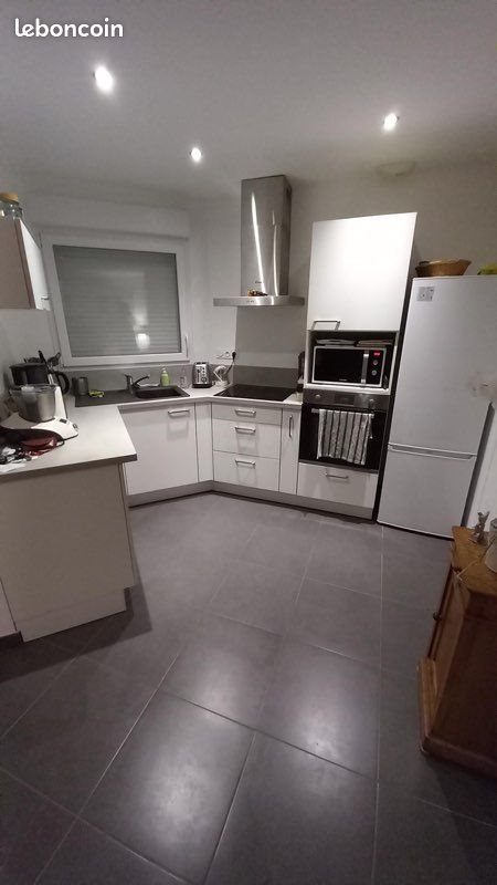 Maison à louer, 90m², Carantec