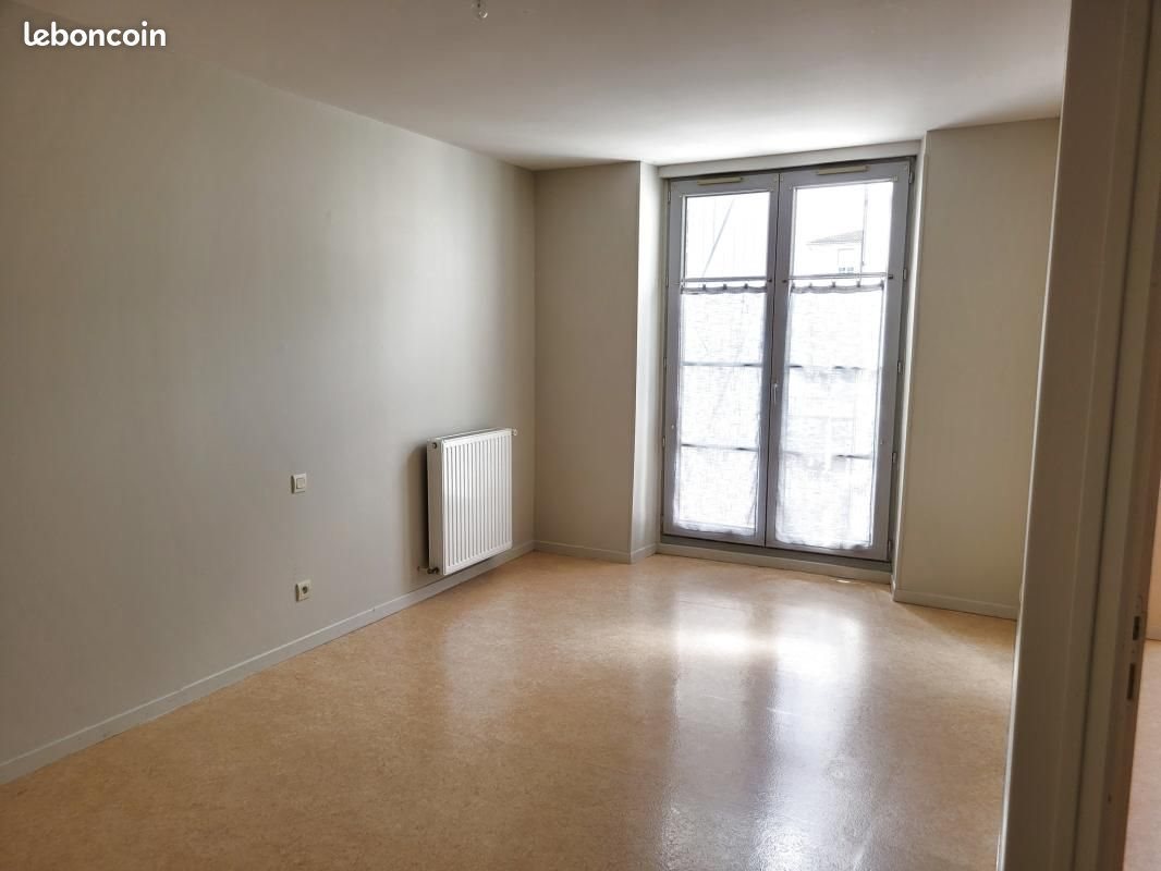 Appartement à louer, 80m², Mirande