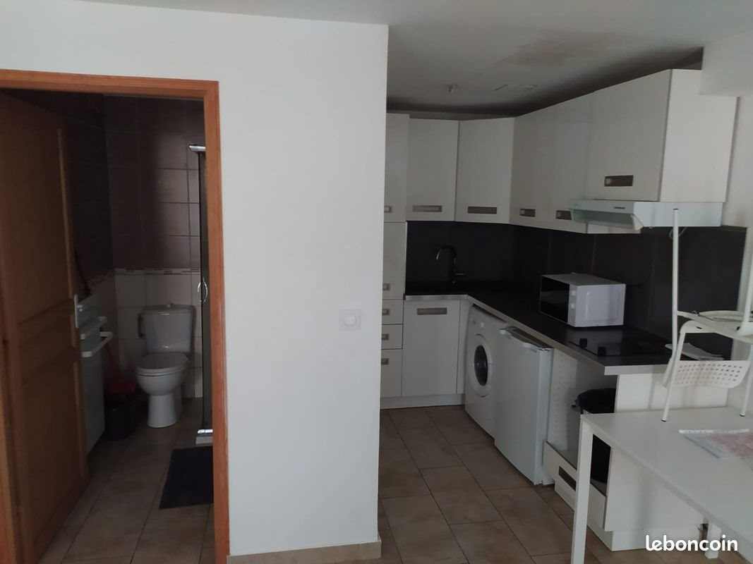 Appartement à louer, 22m², Trans-en-Provence